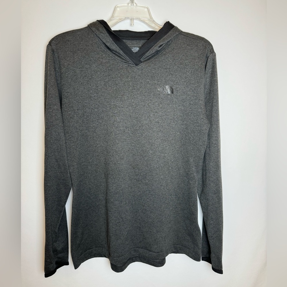 The North Face Women's FlashDry Lightweight Hooded Long Sleeve Dark Gray Size M